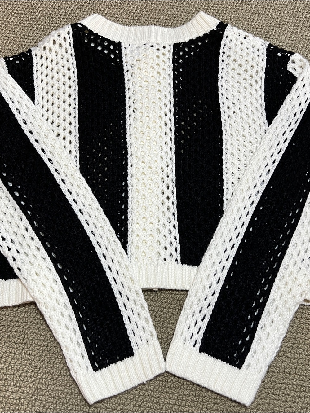 Divided Black and White Striped Open-Knit Women’s Button Cardigan-small - Picture 3 of 3